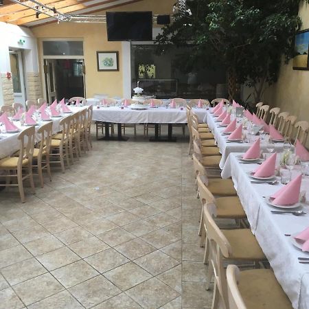 Weinhotel Kirchenwirt Gols Εξωτερικό φωτογραφία